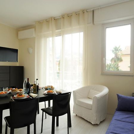 Casa Vacanze Medit Alassio Exteriör bild