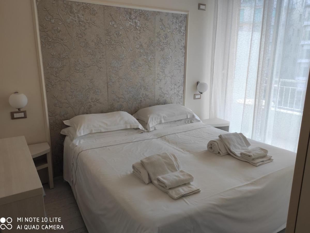 Casa Vacanze Medit Alassio Exteriör bild